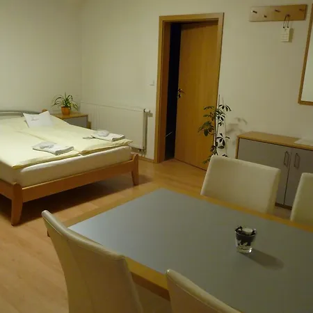 Hotel apartamentowy Apart Suites 4*