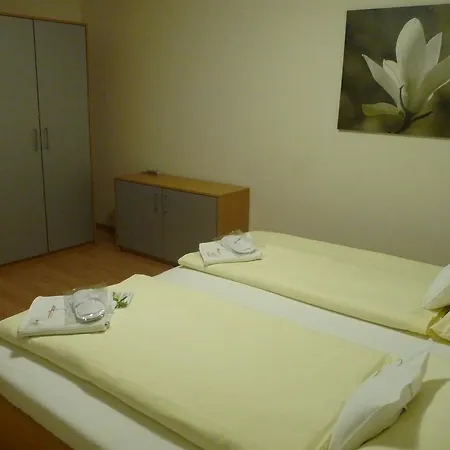 Apart Suites 4* Brno