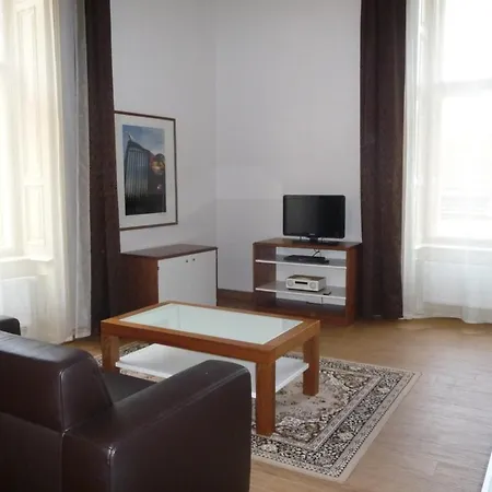 Apart Suites 公寓式酒店
